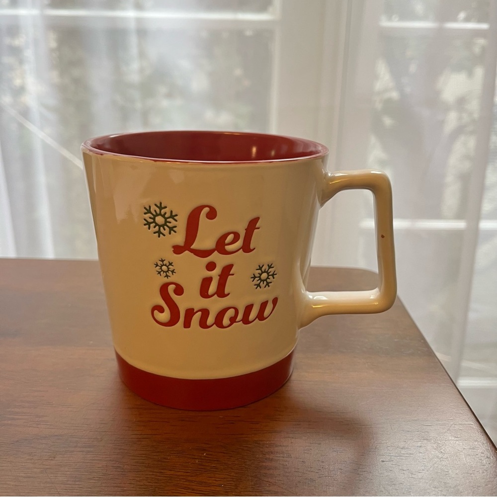 Let It Snow Red and White 20oz Mug